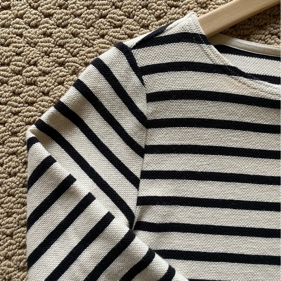 Muji top, runs small - Picture 6 of 7